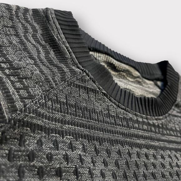 Lululemon Rest Less Long Sleeve
Pullover 2 Gray Womens Shirt Tech Top Thumbholes - Picture 6 of 11